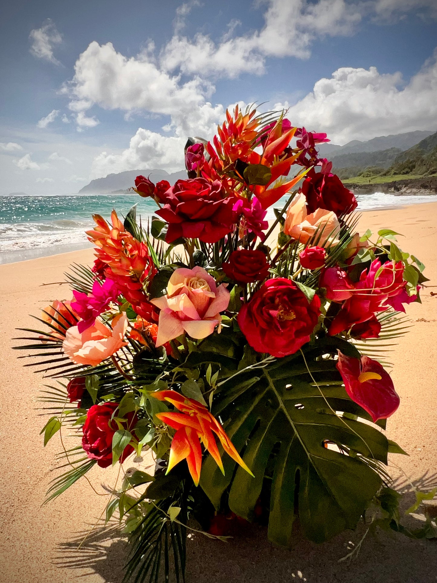 Set of 6   Aloha Aisle Flowers Arrangements  ✨ ✨ Eco-Chic Wedding Flowers for Your Hawaii Dream